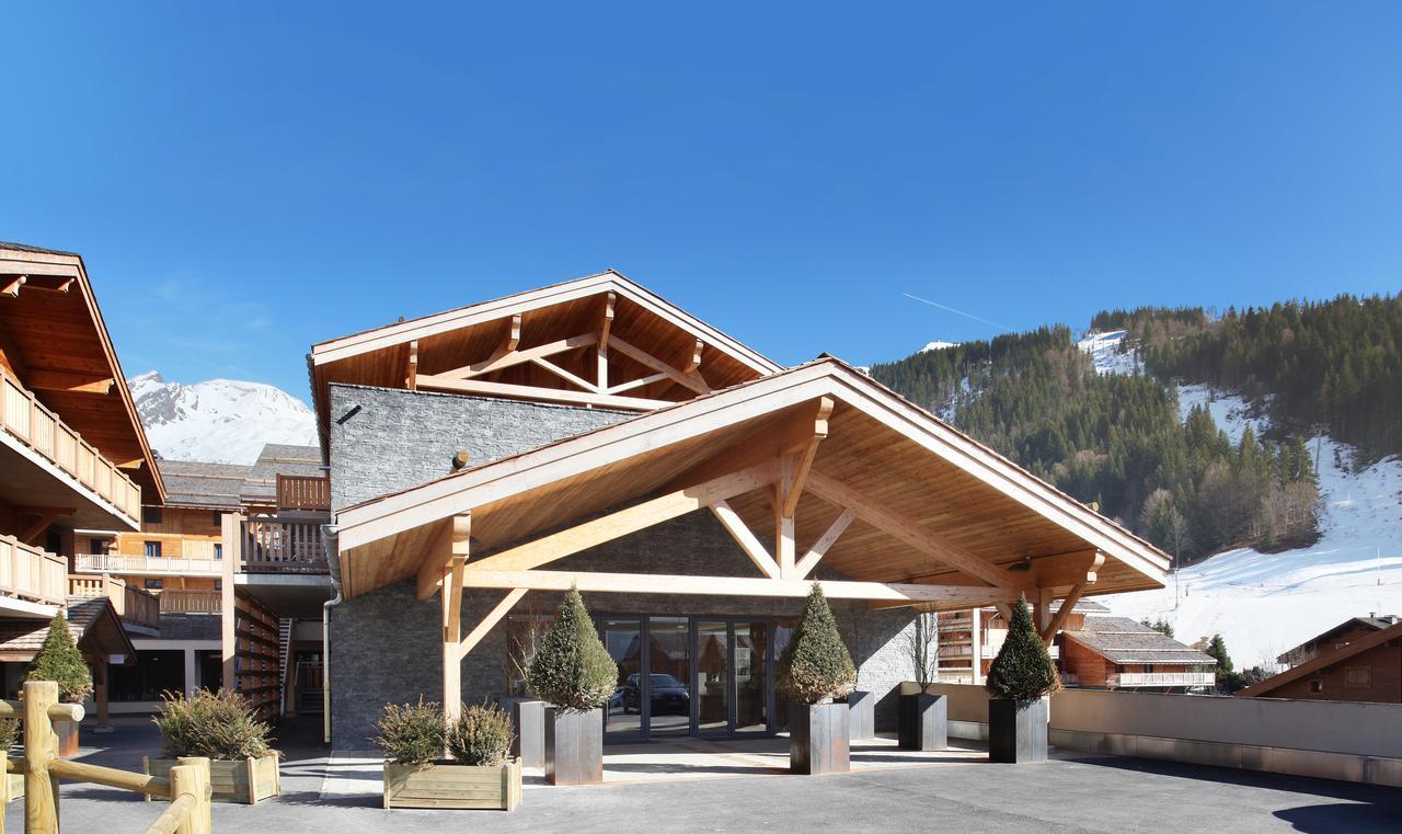 Hotel Prestige Odalys Le Chamois La Clusaz Exterior photo
